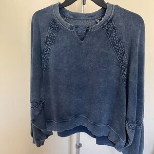 aerie navy blue pullover sweatshirt